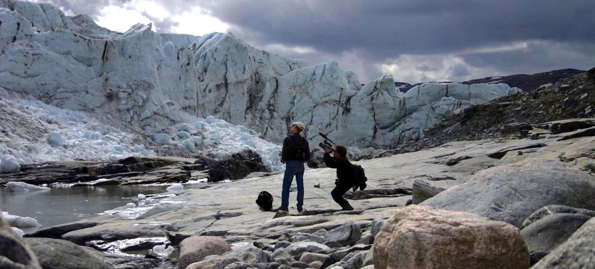 Andrew Revkin reporting from the Greenland Ice sheet.