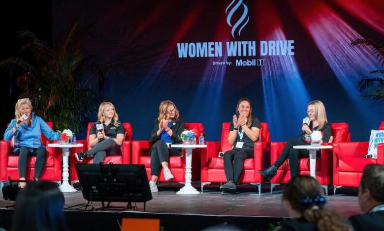 TP Nov women with drive III Groove Heads .jpg