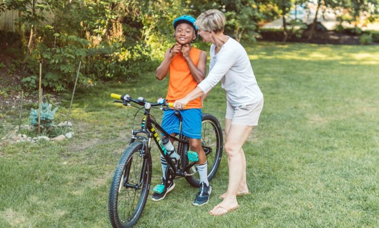 encourage kids to walk or bike.jpg