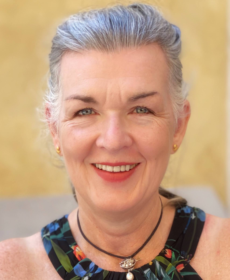 Helen MacLeod profile