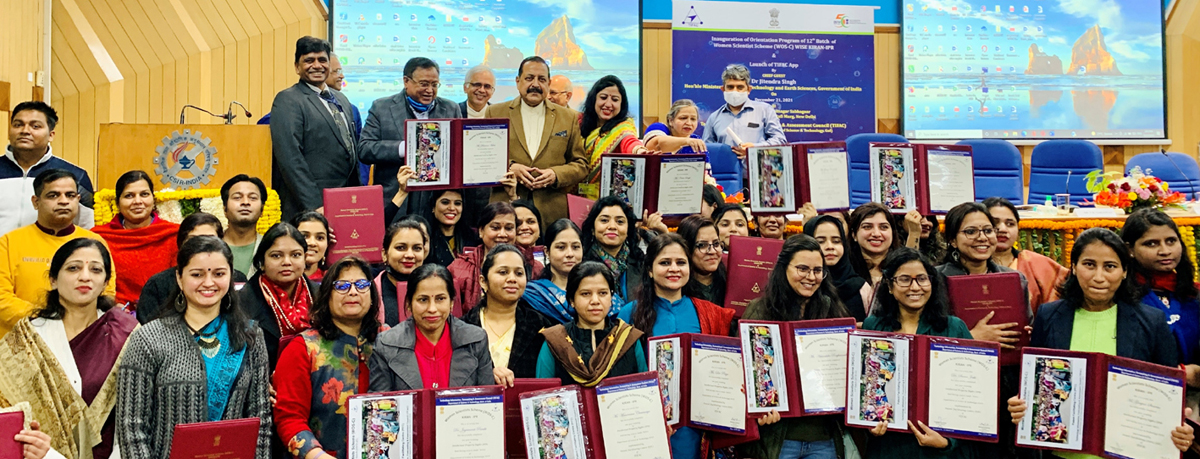 Union Minister Dr Jitendra Singh in a group photograph with young Women Scientists after awarding them Certificates of Merit on the completion of Training Programme under Women Scientist Scheme-C, at CSIR headquarters, New Delhi on Tuesday. Union Minister Dr Jitendra Singh in a group photograph with young Women Scientists after awarding them Certificates of Merit on the completion of Training Programme under Women Scientist Scheme-C, at CSIR headquarters, New Delhi on Tuesday.